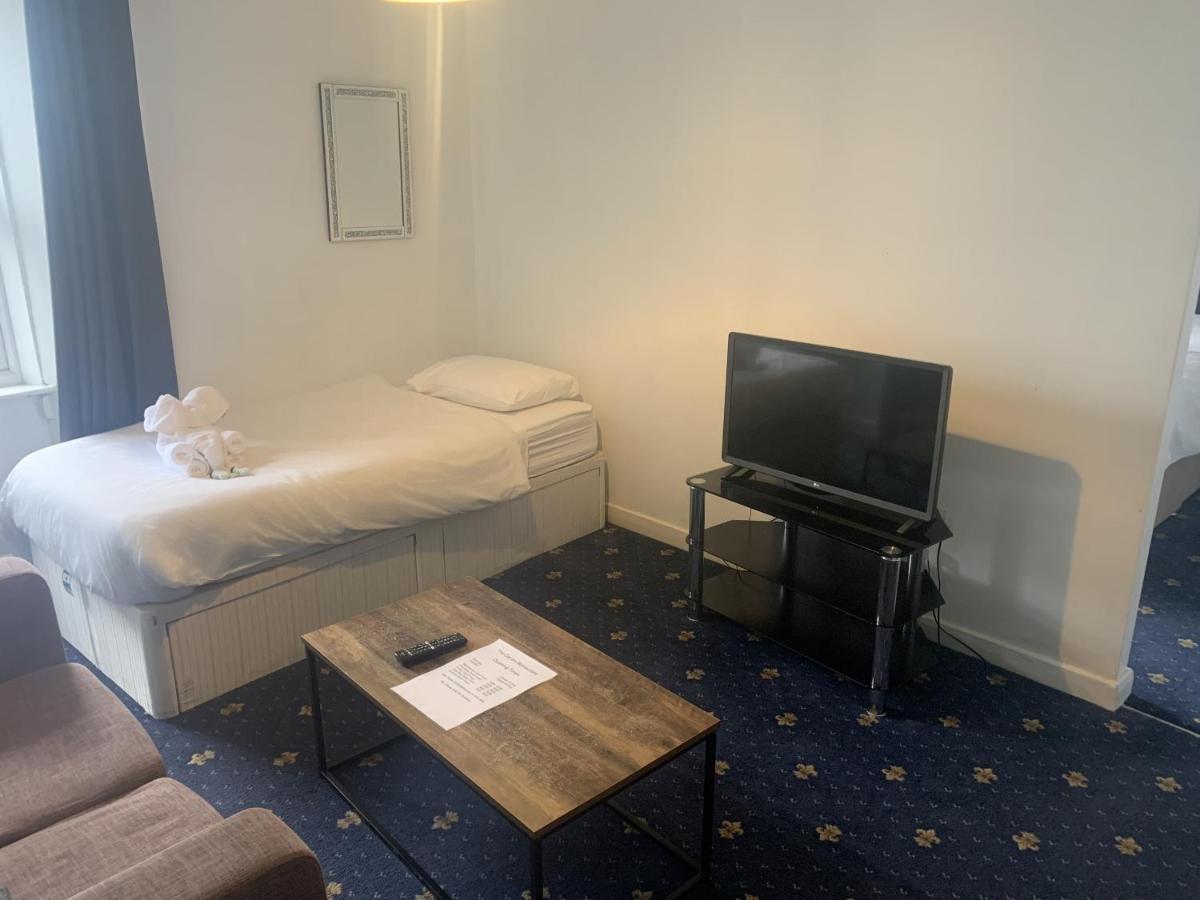 Maqs Bistro Otel Egremont  Dış mekan fotoğraf